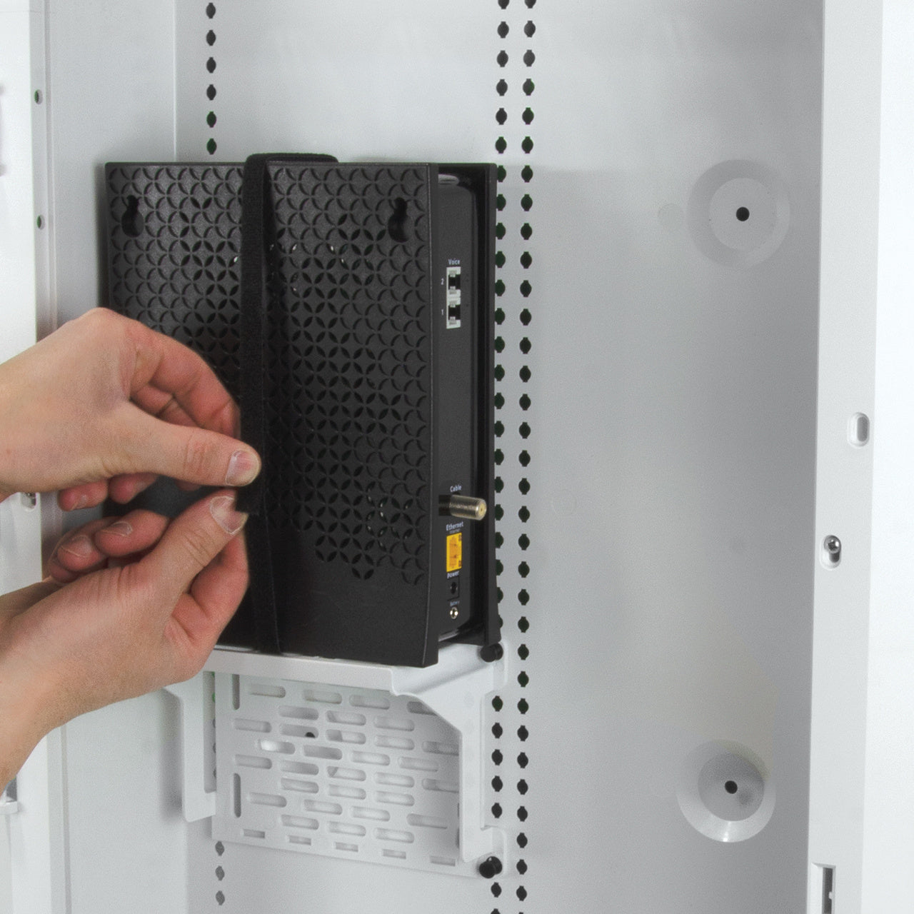 OnQ AC1060 Shelf Mounting Bracket