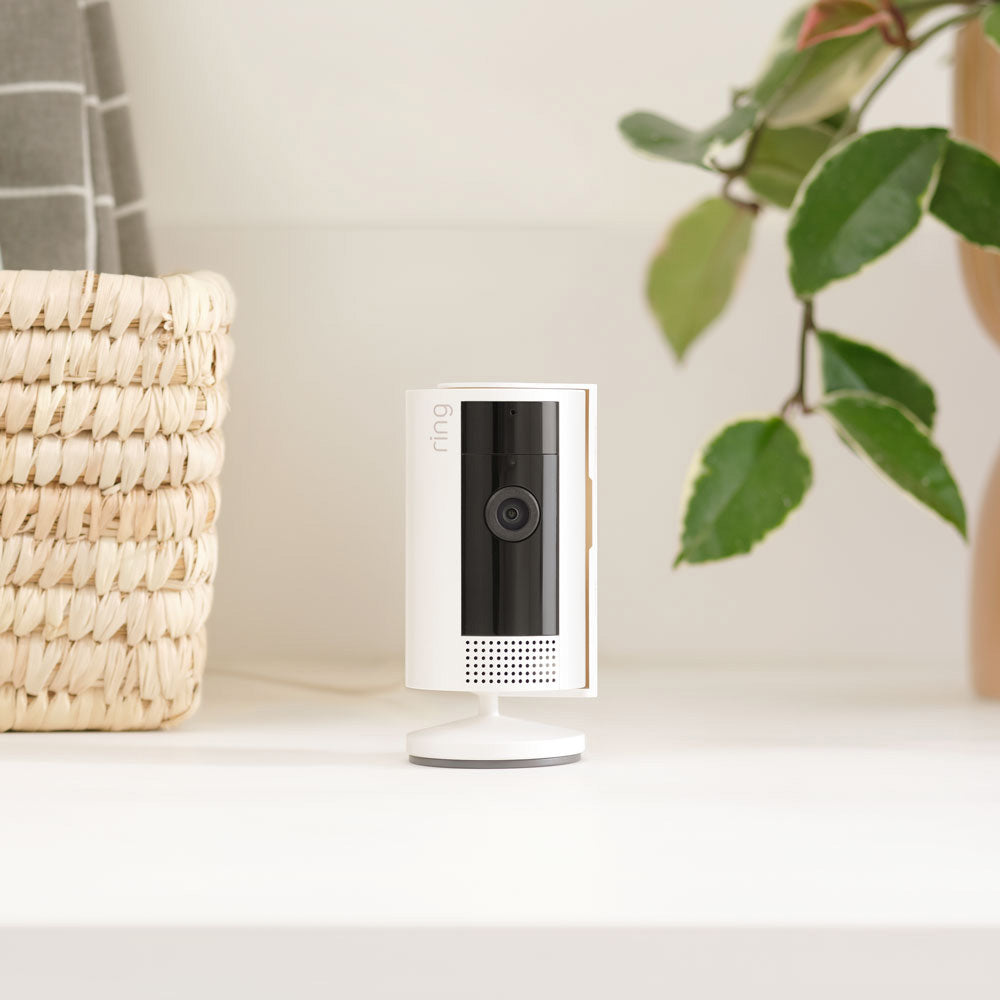 Indoor Camera Plug-In 2nd Generation w/Privacy Cover