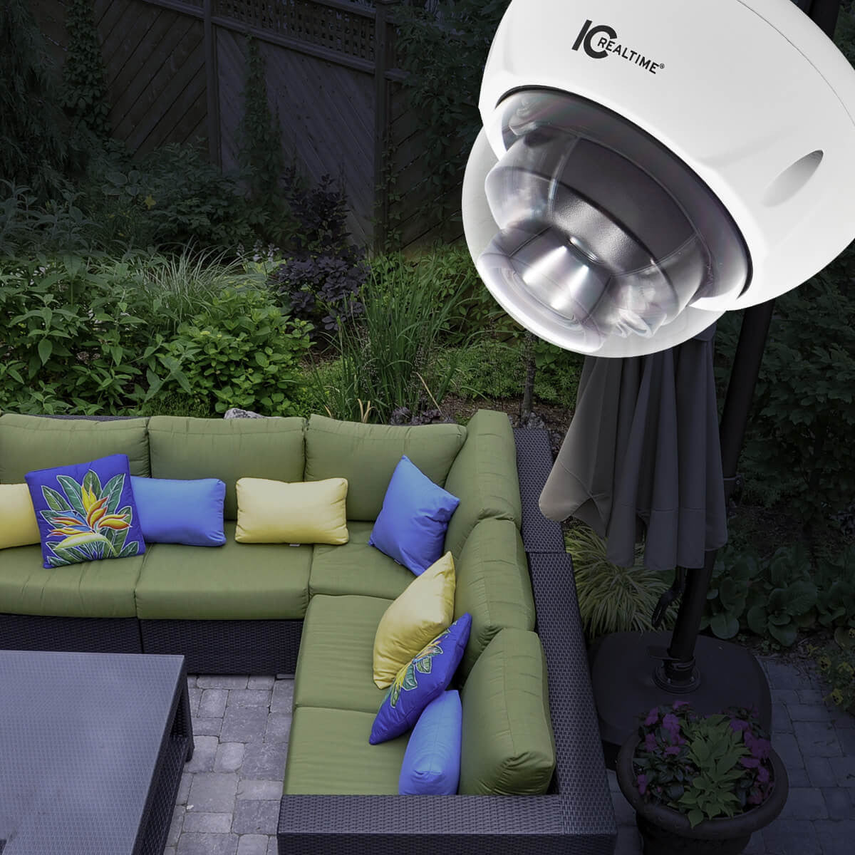 IPEG-D40V-IRW2 EDGE 4MP IP Indoor/Outdoor Mid Size Vandal Dome Varifocal